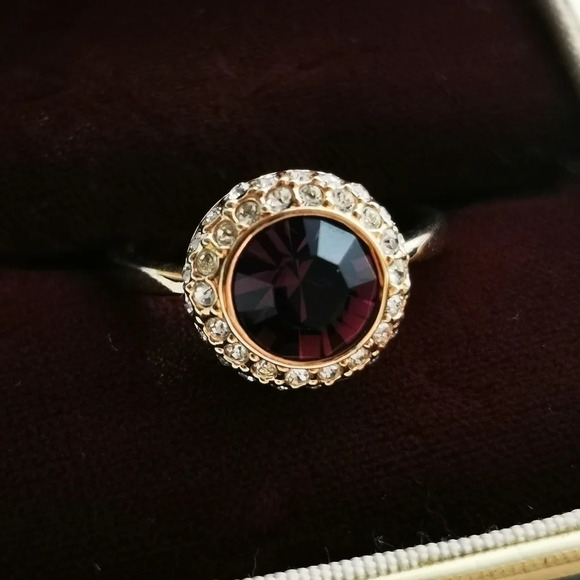 Jewelry - 18k GP Halo  ring